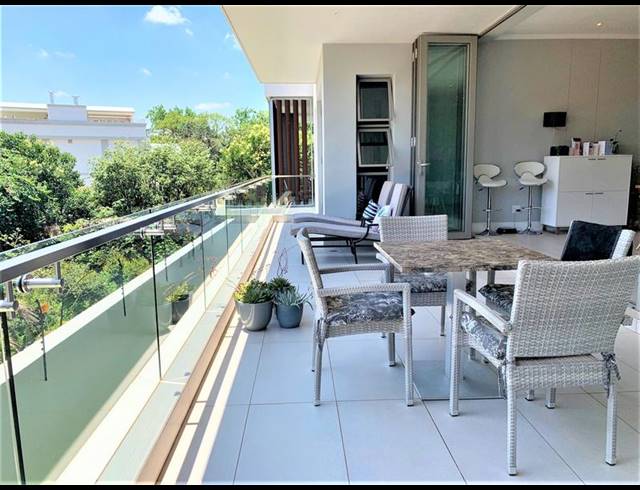 3 BEDROOM APARTMENT FOR SALE IN HYDE PARK